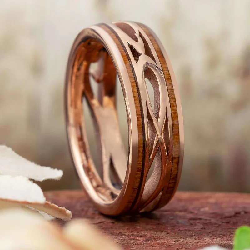 women's engagement rings round brilliant cut -Swirling Gold Wedding Band With Wood